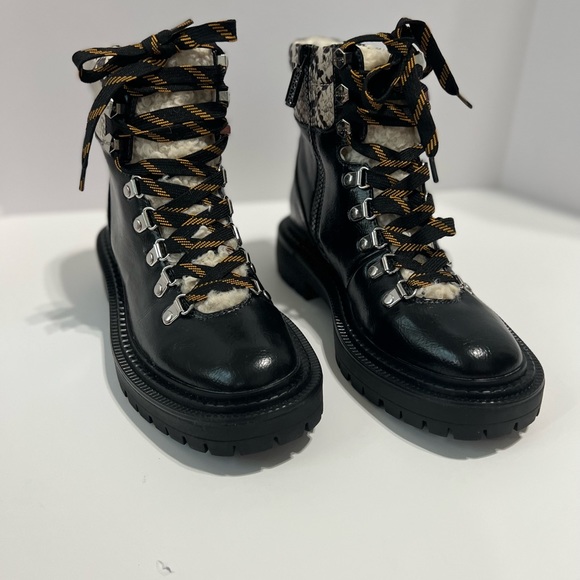 Circus by Sam Edelman Flora Lug Sole Black Furr Lace Up Ankle Boots Sz 6 - Picture 3 of 15